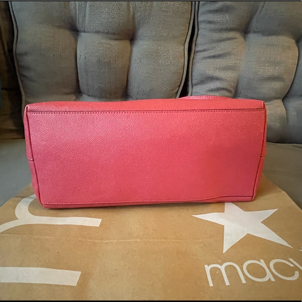 Coach City Zip Tote - Picture 3 of 14